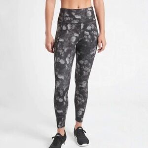 Athleta Rainier Printed Tight in Frozen Floral Grey